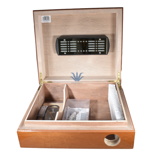 HUMIDOR DE CEDRO PARA 30 CIGARROS - Image 2